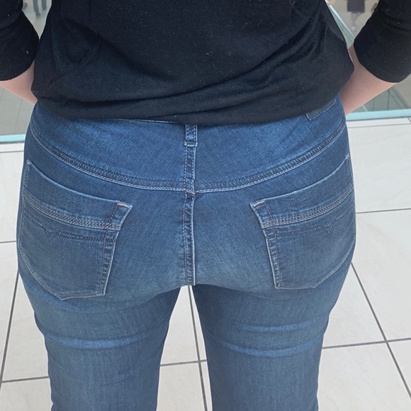 Diesel jeans blue boyfriend cut oversized high waist tight at the bottom part - Picture 12 of 12